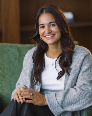 Photo of Fatima Mohammad, Marriage & Family Therapist Associate, ALMFT