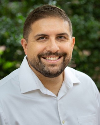 Photo of Damian Ayala, Licensed Professional Counselor in Fairfax, VA