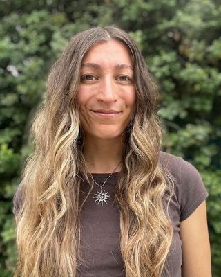 Photo of Maddie Hare, Pre-Licensed Professional, LMHCA