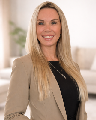 Photo of Carisa Peeples, Psychiatric Nurse Practitioner, DNP, PMHNP