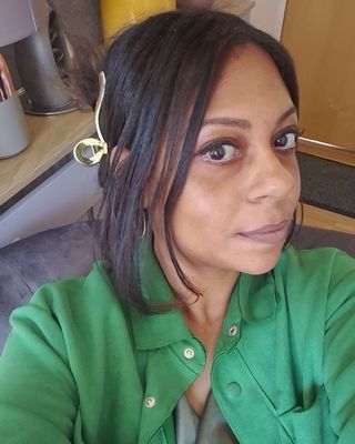 Photo of Sinead Clarke-Adams, Counsellor, MBACP