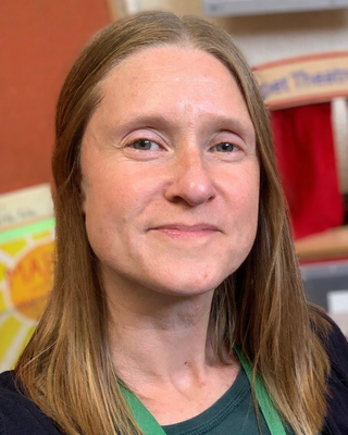Photo of Jess Carter, Psychotherapist, MA, PTUK