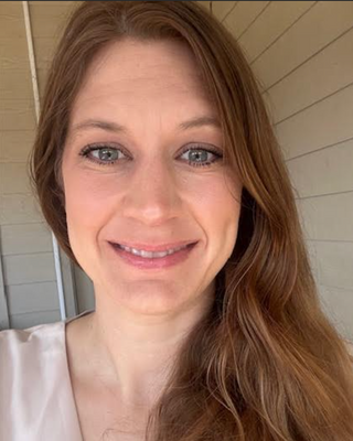 Photo of Sara Baldwin, Psychiatric Nurse Practitioner