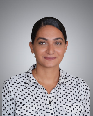Photo of Shams Elbedeiwy, Clinical Social Work/Therapist, MSW, LSW