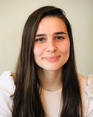 Photo of Annie Dwyer, Pre-Licensed Professional, MA, CAGS, NCSP, LEP