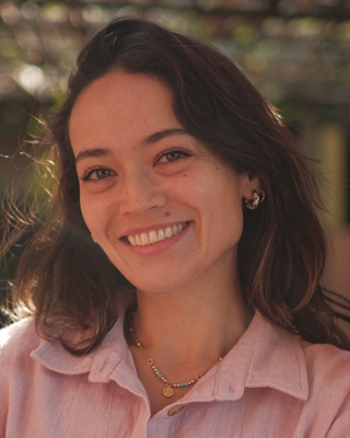 Photo of Clare Pemberton, Psychotherapist, MSc, MHKPCA
