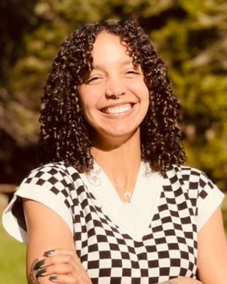 Photo of Taylor Washington, Marriage & Family Therapist Associate, AMFT