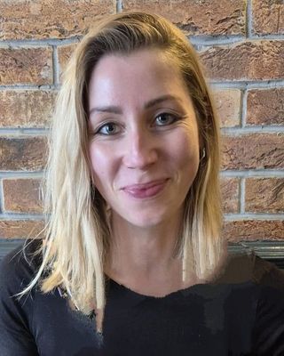 Photo of Holly Underwood, Counsellor, UKCP Trainee