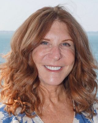 Photo of Heidi Prosserman - Mindfulness Psychotherapy, Registered Psychotherapist, Psyc, MA, RP