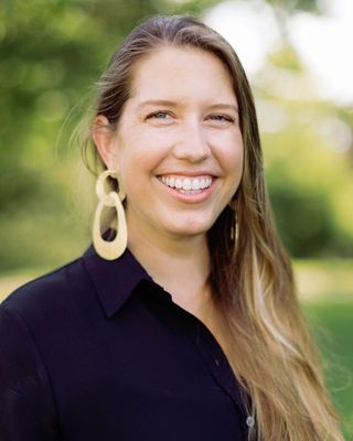 Photo of Holly Muller, PhD, Psychologist