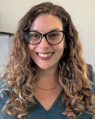 Photo of Lisa Paer, Marriage & Family Therapist, MS, LMFT, LPCC