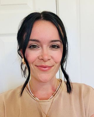 Photo of Mackenzie Green, Registered Psychotherapist, MA , CCC