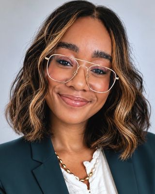 Photo of Lauren Rainey Borgdorff, Licensed Master Social Worker, LMSW