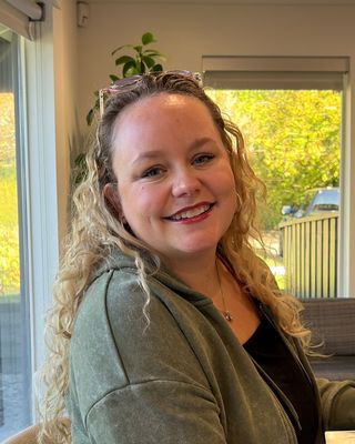 Photo of Josie Lewis, Clinical Social Work/Therapist, LCSW