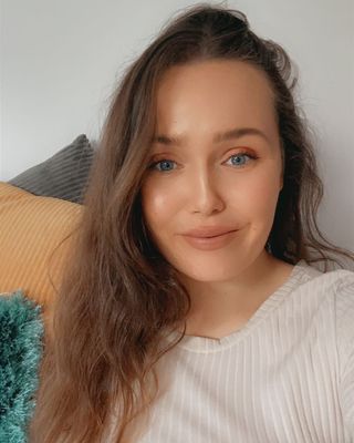 Photo of Justine Julia Mann, Psychotherapist, MSc, MBABCP