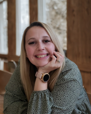 Photo of Erica N Arizmendi, Pre-Licensed Professional, MA