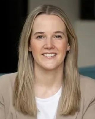 Photo of Sarah Doubleday, Psychotherapist, MA, AMHSW