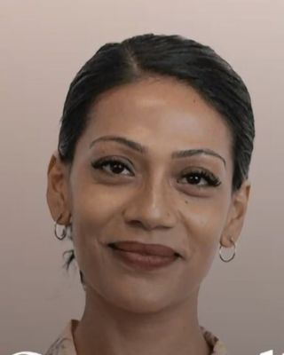 Photo of Bee Sagar, PACFA, Psychotherapist