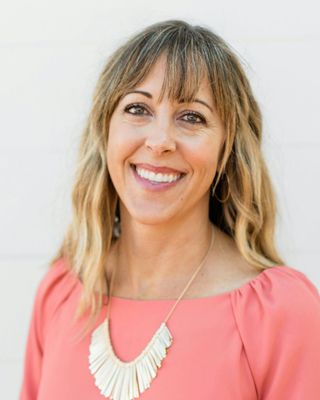 Photo of Lindsay Murad, Marriage & Family Therapist in North Hills, CA