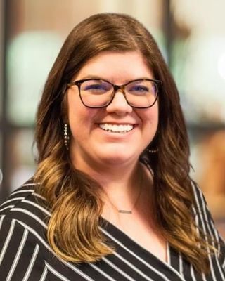 Photo of Amanda Bridges, Licensed Professional Counselor, LPC, LCPC, NCC, CFRC