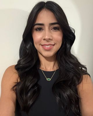 Photo of Stephanie Pineiro, Registered Mental Health Counselor Intern, RMHCI, MEd, EdS