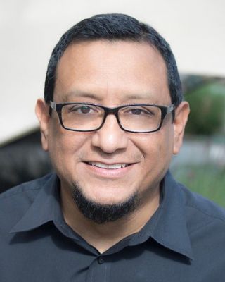 Photo of Efren Olmos, Marriage & Family Therapist, MA, LMFT