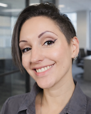 Photo of Dr Kat Harper - NYXSA Clinical Psychology - Dr Kat Harper, Psychologist, HCPC - Clin. Psych.
