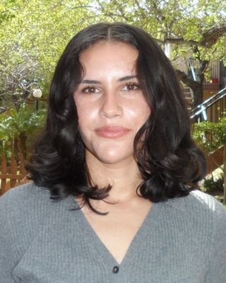 Photo of Isabelle Andrews, Marriage & Family Therapist Associate, AMFT, MA