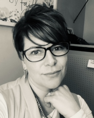 Photo of Elizabeth Miller-Henry, Clinical Social Work/Therapist, LSW