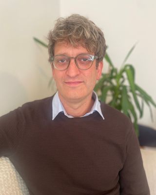 Photo of David McKenny, Psychotherapist, UKCP Trainee
