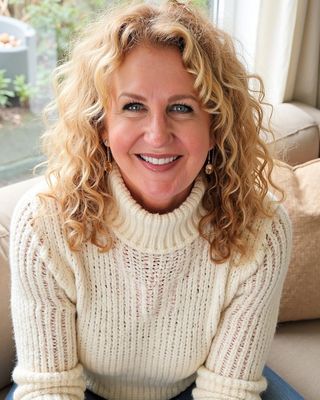 Photo of Stephanie Ann Sternes, Marriage & Family Therapist, LMFT, LCPC, NCC