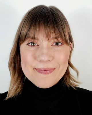 Photo of Jenna Dollin, Registered Social Worker, BSW, MSW-ITR, CPT