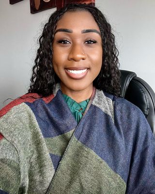 Photo of Arielle Eustache, Clinical Social Work/Therapist, LMSW