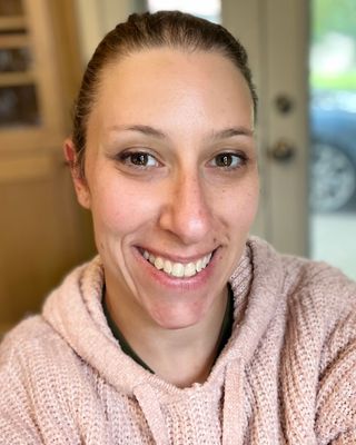 Photo of Alena Kanter, Clinical Social Work/Therapist