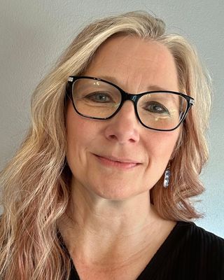 Photo of Nicole Johnson, Counselor, LMHC