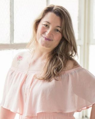 Photo of Angela House, Clinical Social Work/Therapist, LCSW-C, RMT