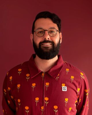 Photo of Jon Haloossim, Marriage & Family Therapist Associate, AMFT