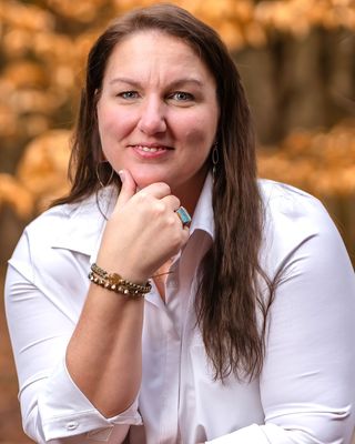 Photo of Andree Leduc, Registered Psychotherapist, RP, MACP