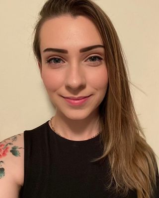 Photo of Mae McCarthy, Registered Psychotherapist, BSc, MA, MC