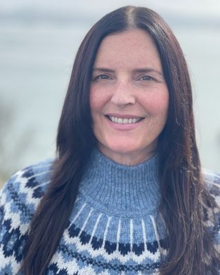 Photo of Robyn Cox, Marriage & Family Therapist Associate, MA, AMFT, APCC