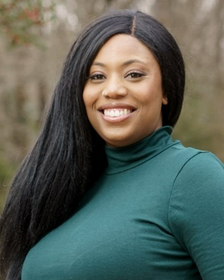Photo of Monique Selman, Marriage & Family Therapist, MS, LMFT