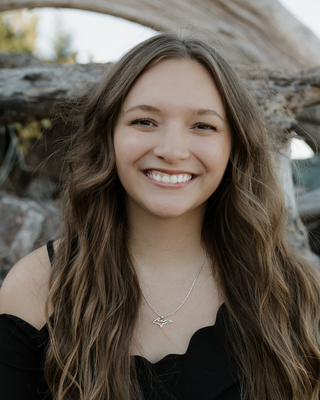 Photo of Nicole Bal, Master Social Worker, LLMSW