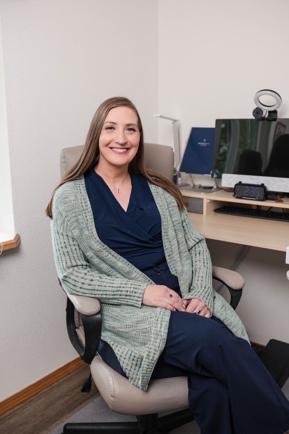 Telehealth sessions are a convenient, confidential way to get the help and support you're looking for.