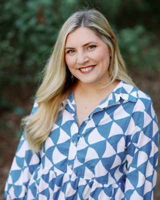 Photo of Alaina Loomis, Counselor, MS, LMHC, QS