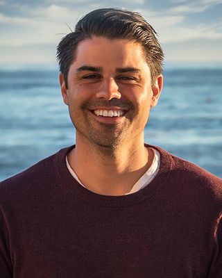 Photo of Julian Castillo, Marriage & Family Therapist in California