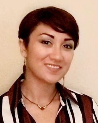 Photo of Dr. Christine Earle, Psychologist, MA, PhD
