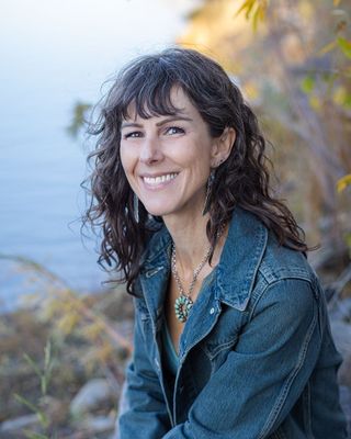 Photo of Carrie McMahon, Pre-Licensed Professional, MA, LPCC