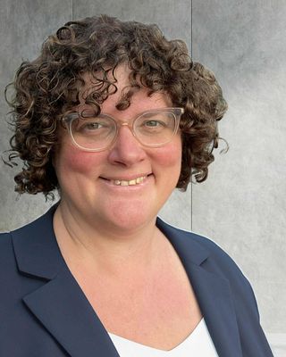 Photo of Lasha Shaw-Korchynski, Registered Psychotherapist, MA, co