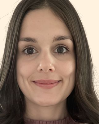 Photo of Christina Fazio, Psychologist, PsyD, LP