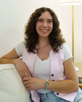 Photo of Elisabeth Babcock, Licensed Professional Counselor, MA, LPC